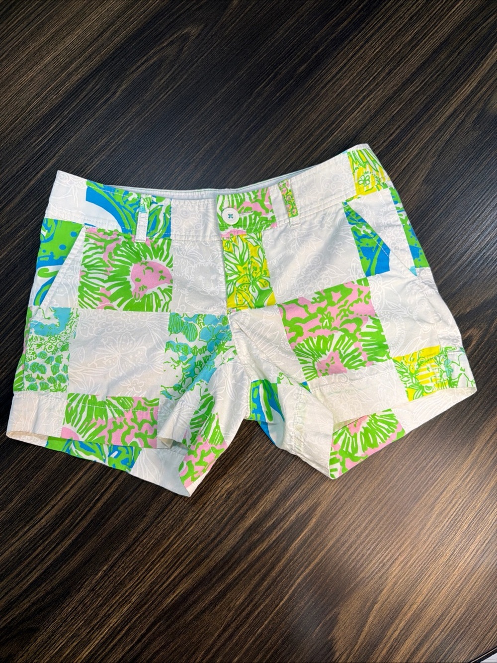 Lilly Pulitzer The Callahan Patchwork Shorts Green Pink/Blue Size 2 Resort Style